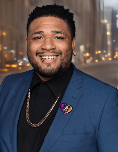 Myheadshot withlogopin Myheadshot withlogopin